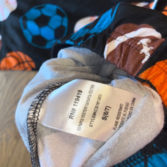 Boys pajama pants size 6/7 NWOT - Picture 7 of 8